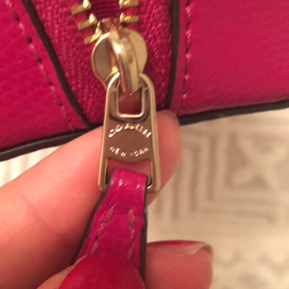 Coach magenta pink pouch set - Picture 6 of 7